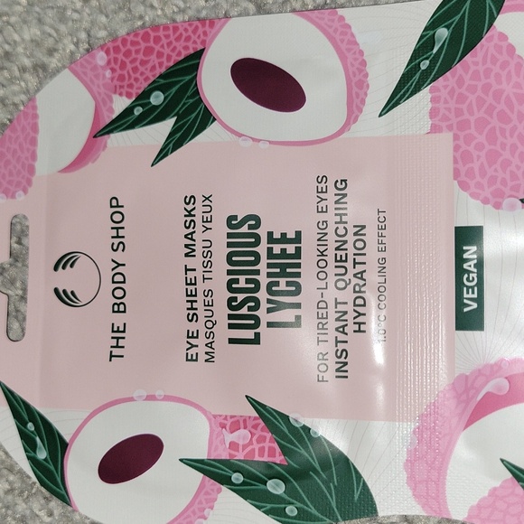 Lychee Eye Sheet Masks - Picture 3 of 5